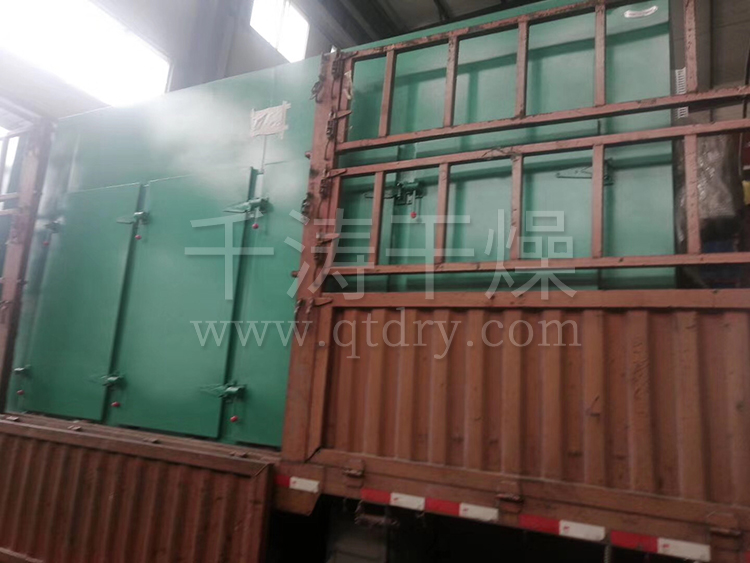 千濤熱風(fēng)循環(huán)烘箱發(fā)貨現(xiàn)場